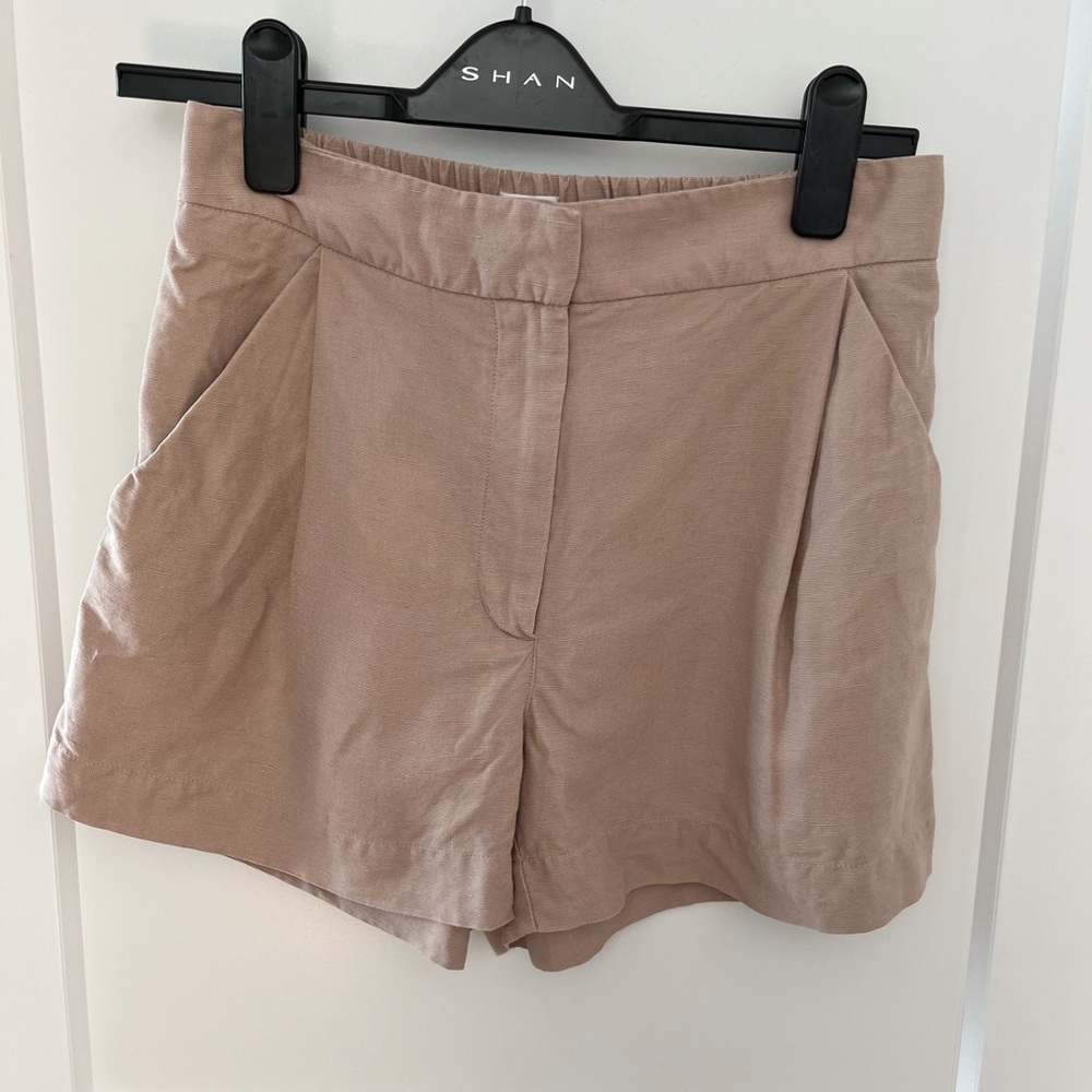Wilfred Women's High Waist Soft Pink Shorts
